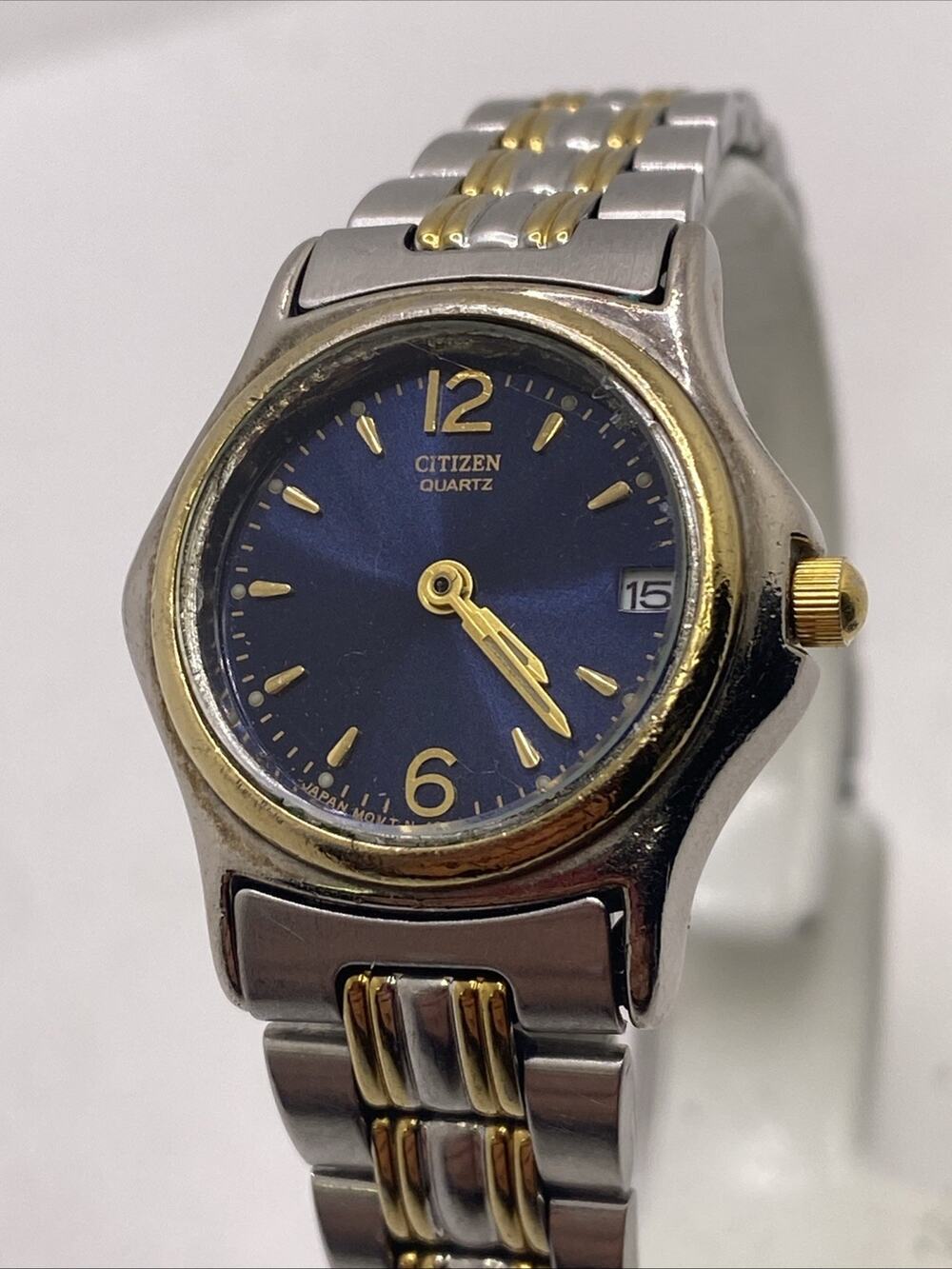 Vintage Citizen Womens Blue Dial Silver Gold Watch New Battey